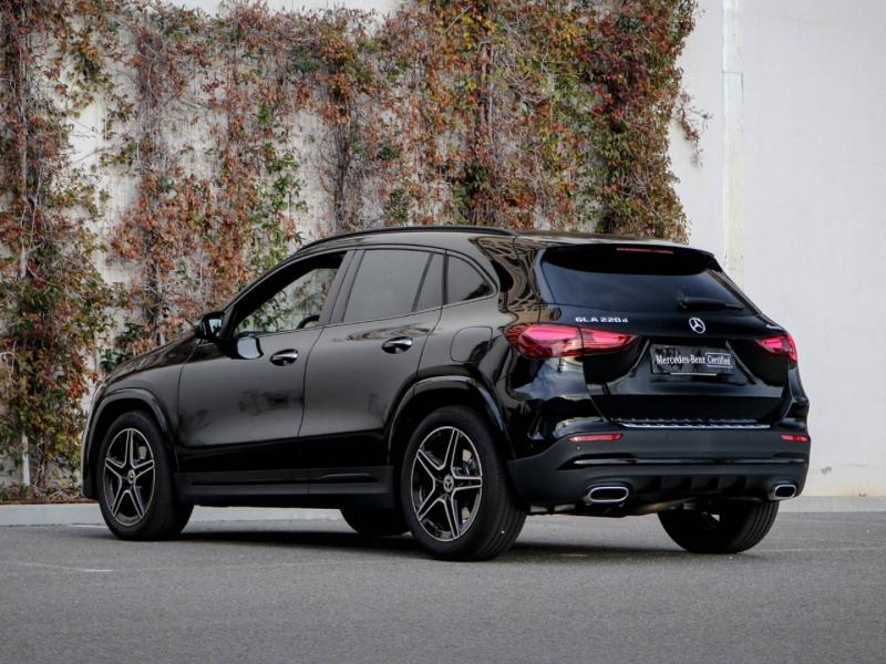 Image MERCEDES-BENZ GLA 220 d 190ch AMG Line 8G-DCT 4Matic