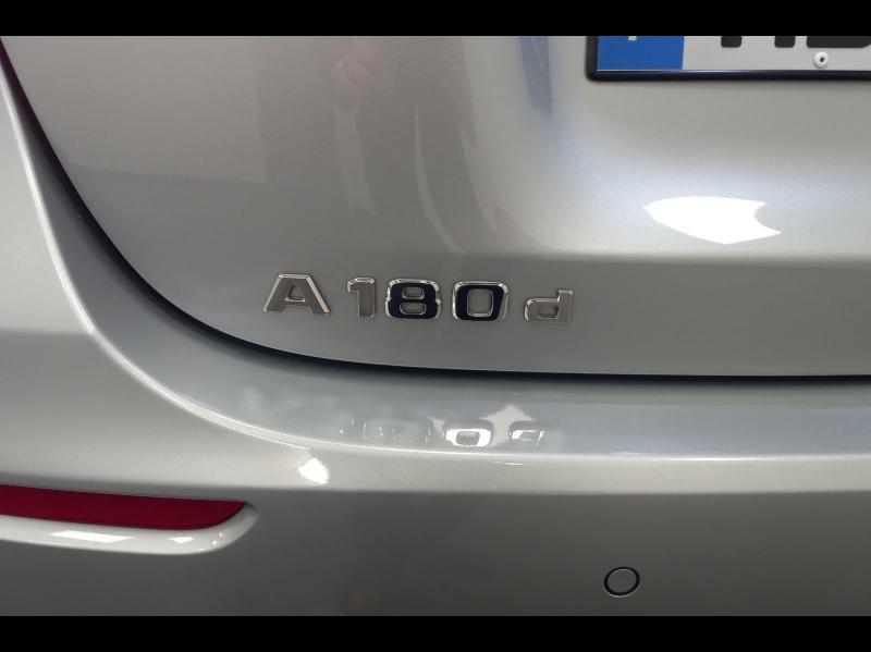 Image MERCEDES-BENZ Classe A 180 d 116ch Progressive Line 8G-DCT