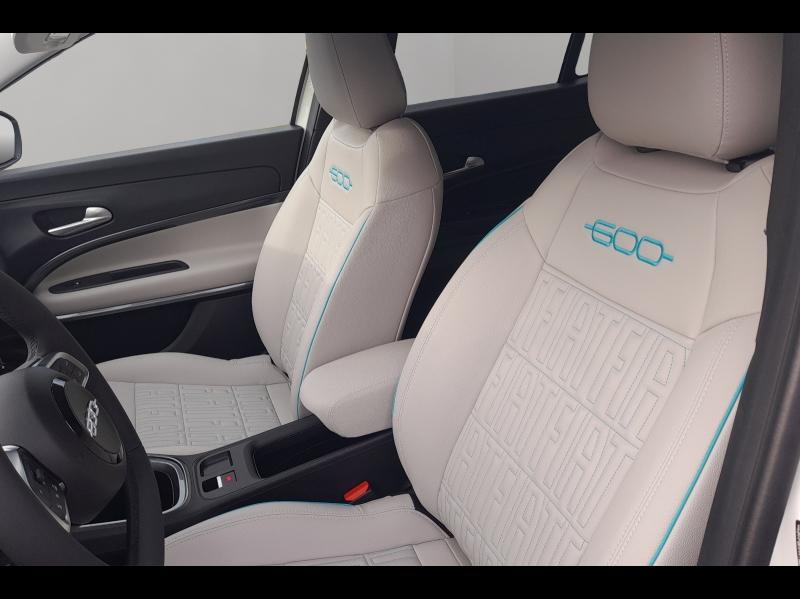 Image FIAT 600 1.2 Hybrid Turbo 110ch La Prima eDCT6