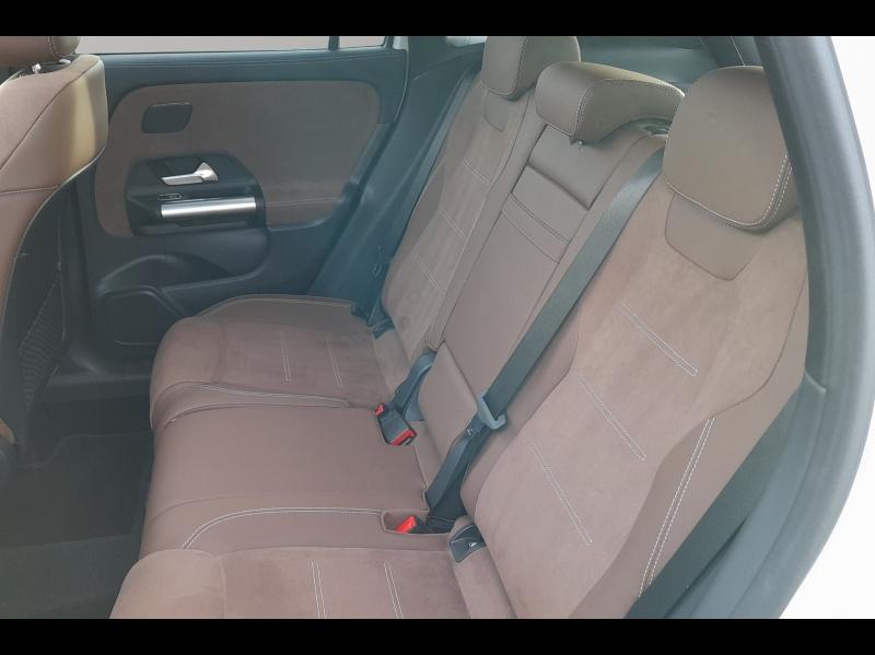 Image MERCEDES-BENZ GLA 200 d 150ch AMG Line 8G-DCT