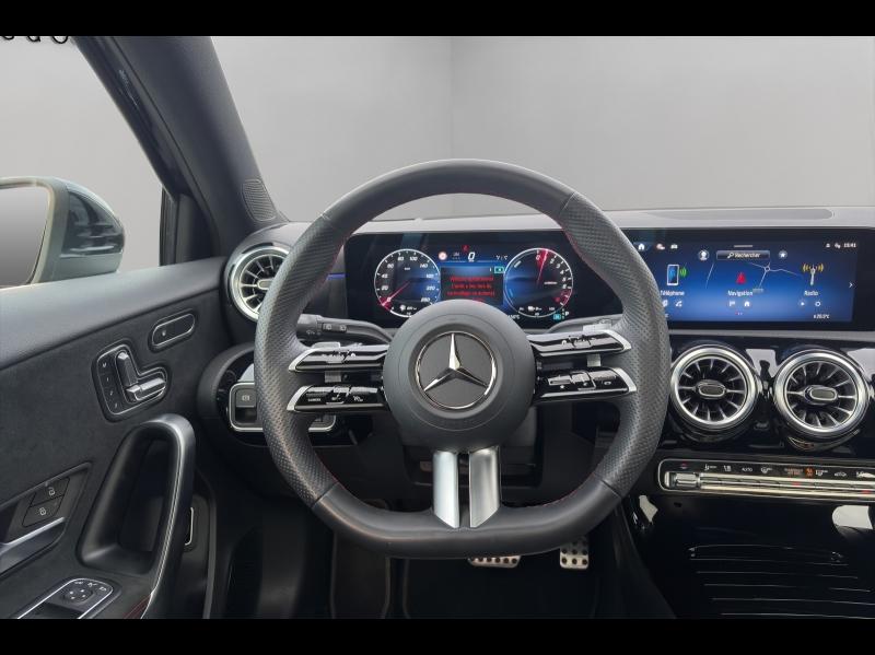 Image MERCEDES-BENZ Classe A 250 e Hybrid EQ 163+109ch AMG Line 8G-DCT