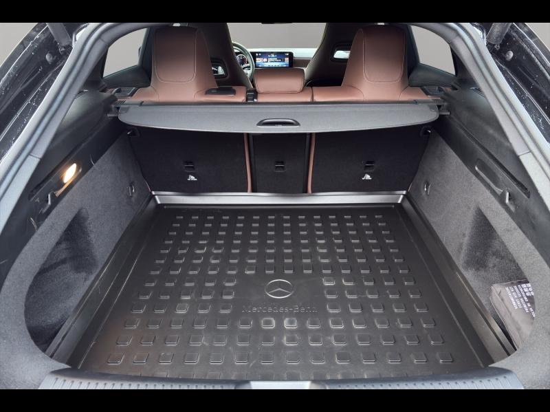 Image MERCEDES-BENZ CLA Shooting Brake 200 d 150ch AMG Line 8G-DCT