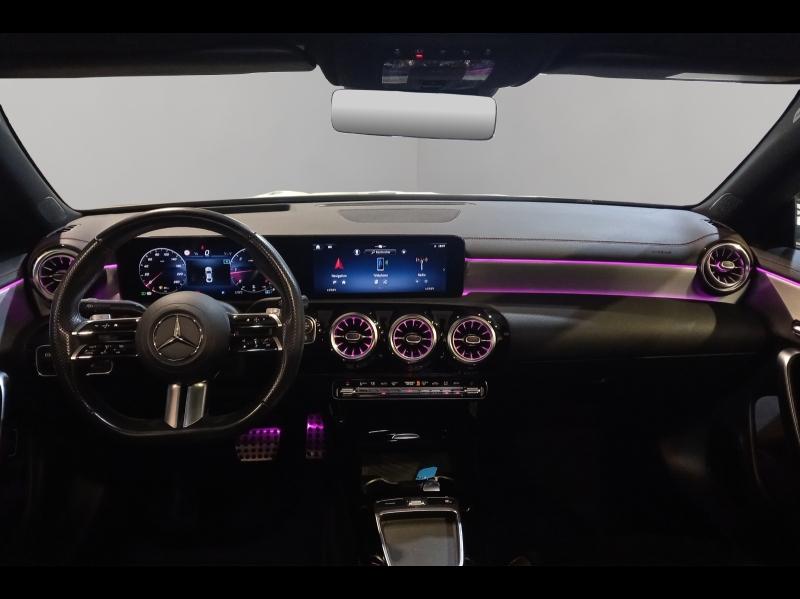 Image MERCEDES-BENZ CLA 200 d 150ch AMG Line 8G-DCT 8cv