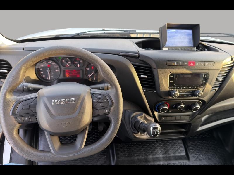 Image IVECO Daily CCb 35-160H / 3.0 160CH / BENNE & COFFRE / 2023 / 35C16 /