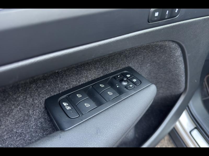 Image VOLVO XC40 B3 163ch Plus DCT 7