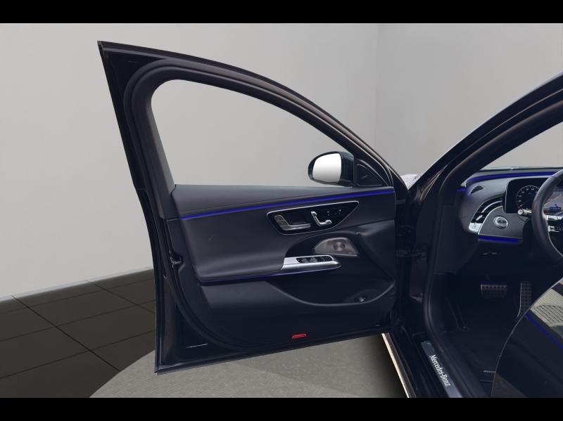 Image MERCEDES-BENZ Classe E 300 e Hybrid EQ 204+129ch AMG Line 9G-Tronic