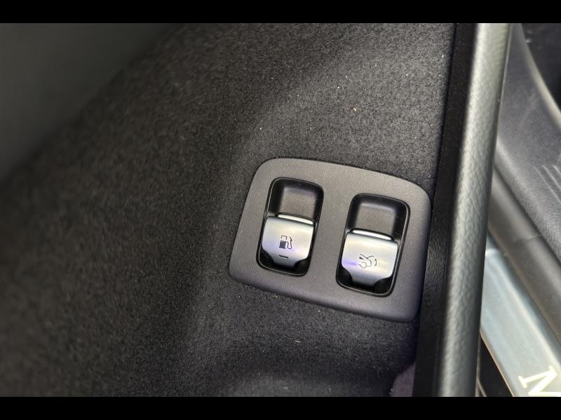 Image MERCEDES-BENZ Classe E 300 e Hybrid EQ 204+129ch AMG Line 9G-Tronic