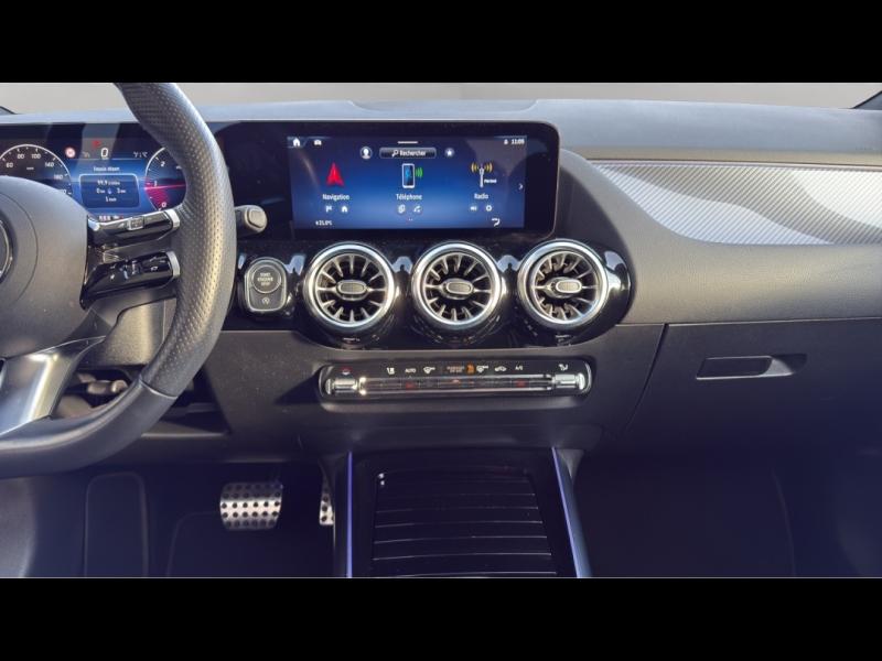 Image MERCEDES-BENZ GLA 200 d 150ch AMG Line 8G-DCT