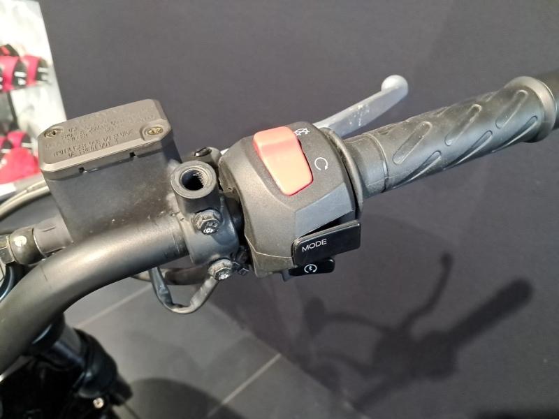 Image MOTO-GUZZI V7 V7 750 Stone ABS + TC Euro 4