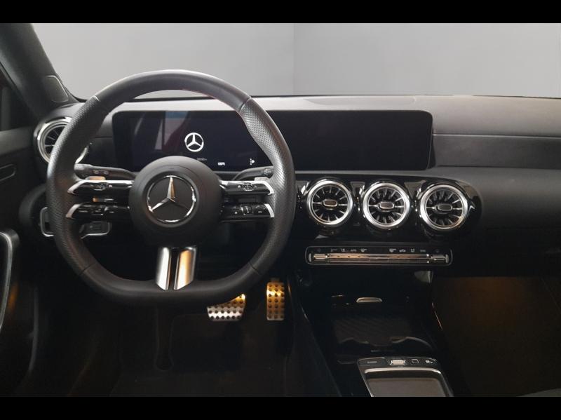 Image MERCEDES-BENZ Classe A 180 d 116ch AMG Line 8G-DCT