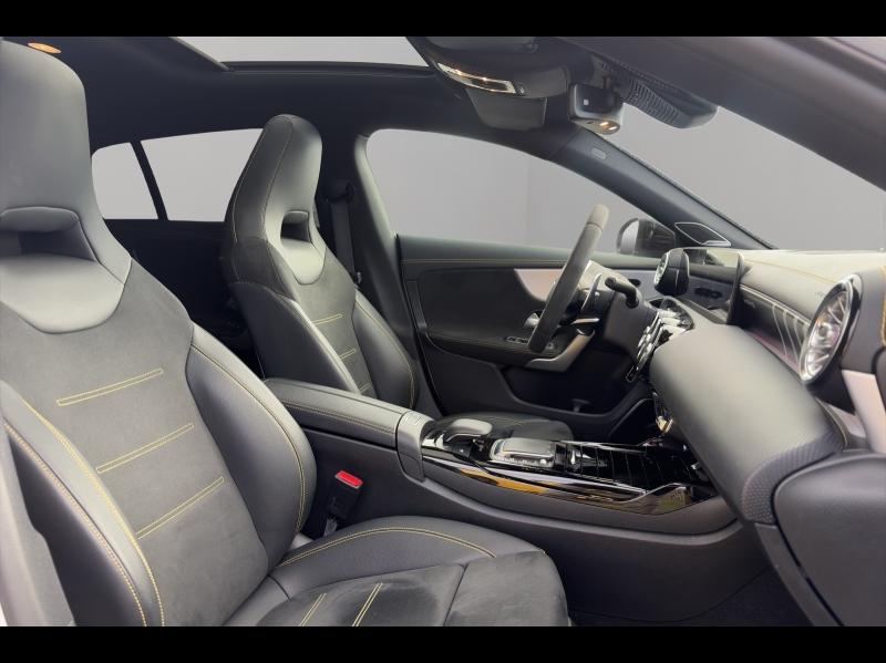 Image MERCEDES-BENZ CLA Shooting Brake 45 AMG S 421ch 4Matic+ 8G-DCT Speedshift AMG
