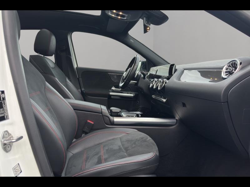 Image MERCEDES-BENZ GLA 200 d 150ch AMG Line 8G-DCT