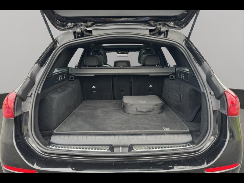 Image MERCEDES-BENZ Classe C Break 300 e Hybrid EQ 204+129ch AMG Line