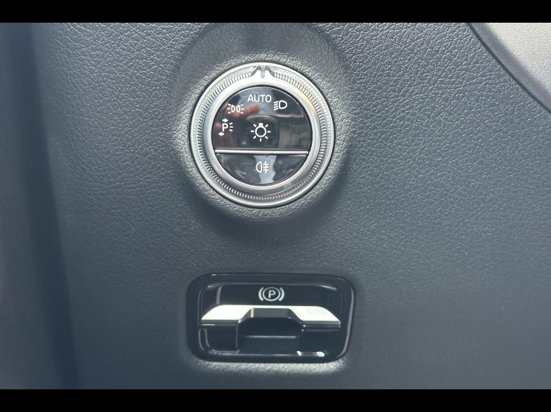 Image MERCEDES-BENZ Classe C Break 300 e Hybrid EQ 204+129ch AMG Line