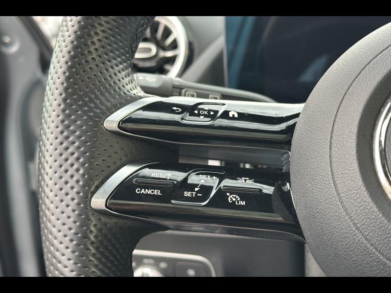 Image MERCEDES-BENZ GLA 250 e Hybrid EQ 218ch AMG Line 8G-DCT