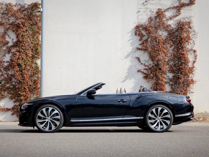 Image BENTLEY CONTINENTAL GTC V8 Hybrid 4.0 680ch
