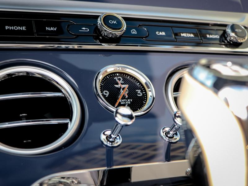 Image BENTLEY CONTINENTAL GTC V8 Hybrid 4.0 680ch