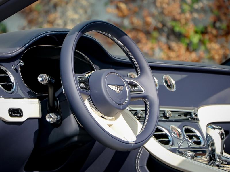 Image BENTLEY CONTINENTAL GTC V8 Hybrid 4.0 680ch