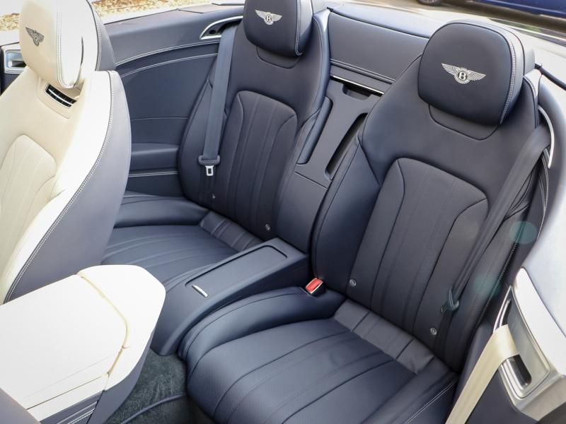 Image BENTLEY CONTINENTAL GTC V8 Hybrid 4.0 680ch