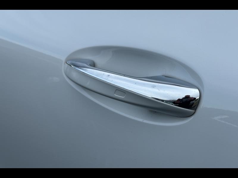 Image MERCEDES-BENZ GLA 200 d 150ch AMG Line 8G-DCT