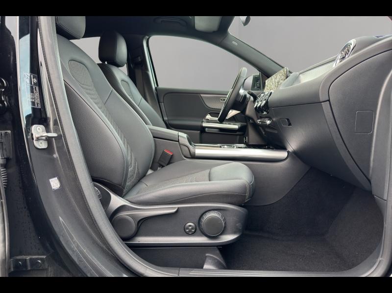 Image MERCEDES-BENZ GLA 200 d 150ch Progressive Line 8G-DCT