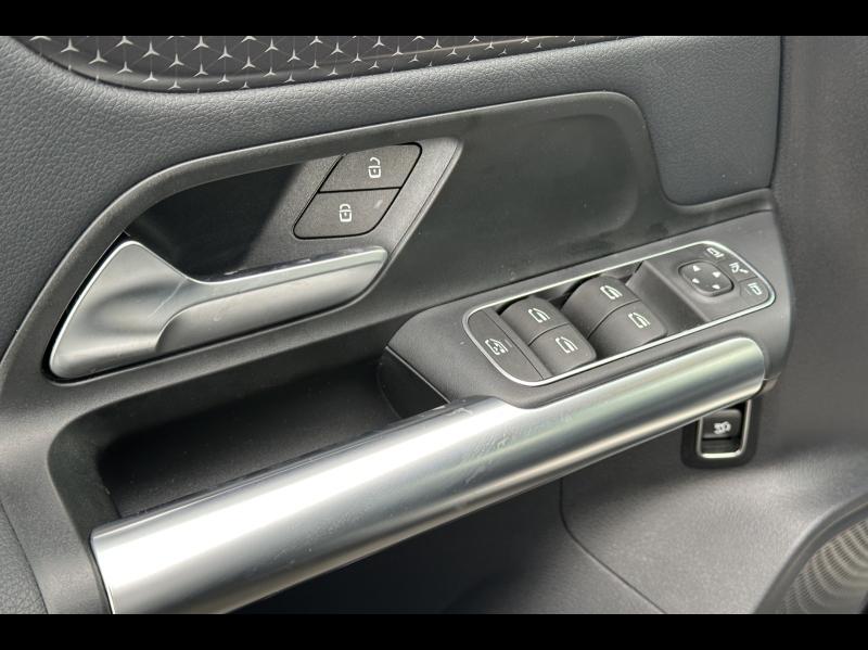 Image MERCEDES-BENZ GLA 200 d 150ch Progressive Line 8G-DCT