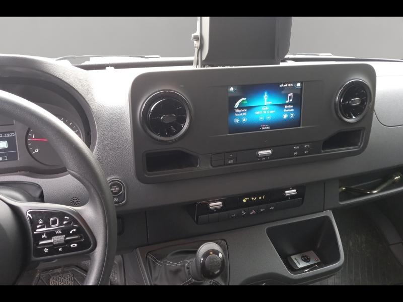 Image MERCEDES-BENZ Sprinter CCb 519 CDI 37 CAISSE HAYON