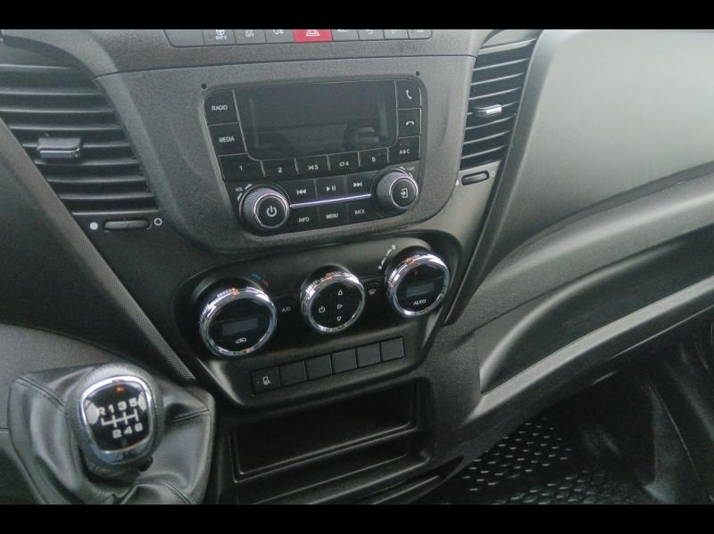 Image IVECO Daily CCb 35C16H3.0 Empattement 4100