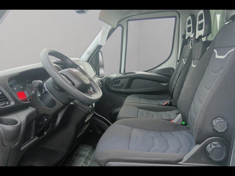 Image IVECO Daily CCb 35C16H3.0 Empattement 4100