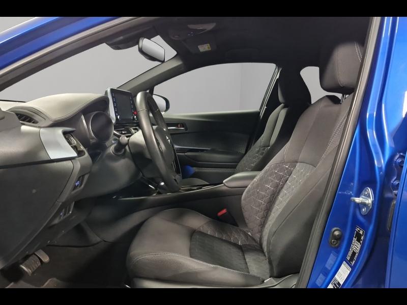 Image TOYOTA C-HR 122h Edition 2WD E-CVT RC18
