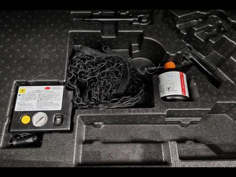 Image TOYOTA C-HR 122h Edition 2WD E-CVT RC18