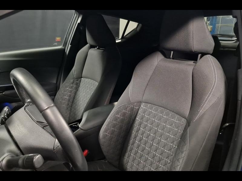 Image TOYOTA C-HR 122h Edition 2WD E-CVT RC18