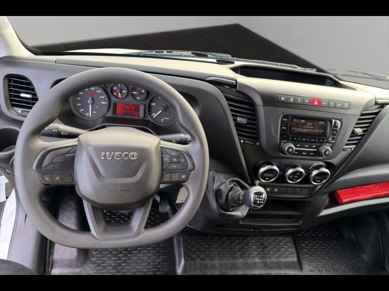 Image IVECO Daily 35S Fg 35-140V12 / 2.3 140CH/ FOURGON / 35S14V12 / 2024 / 12m3 / L3H2 /