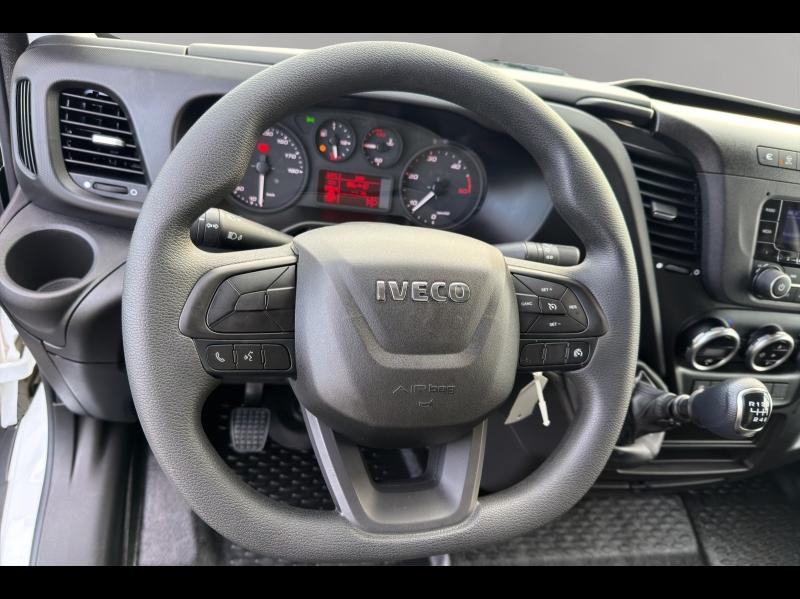 Image IVECO Daily 35S Fg 35-140V12 / 2.3 140CH/ FOURGON / 35S14V12 / 2024 / 12m3 / L3H2 /