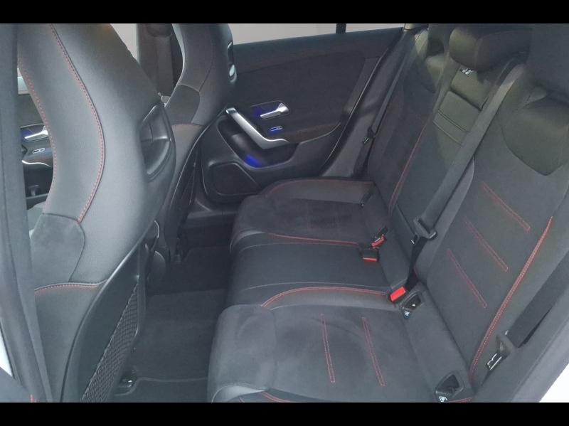 Image MERCEDES-BENZ CLA Shooting Brake 180 d 116ch AMG Line 8G-DCT