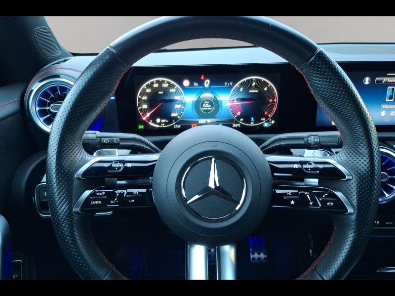 Image MERCEDES-BENZ CLA Shooting Brake 180 d 116ch AMG Line 8G-DCT