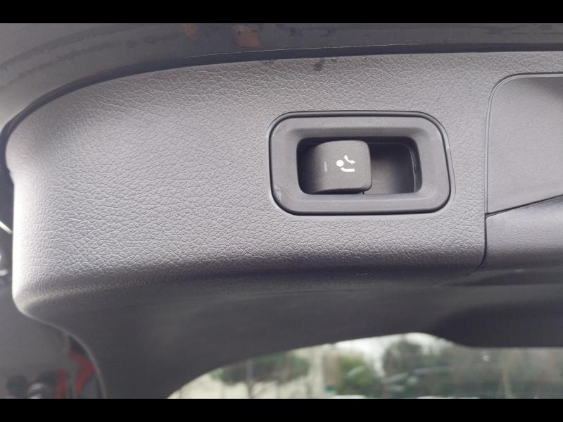 Image MERCEDES-BENZ GLA 200 d 150ch AMG Line 8G-DCT