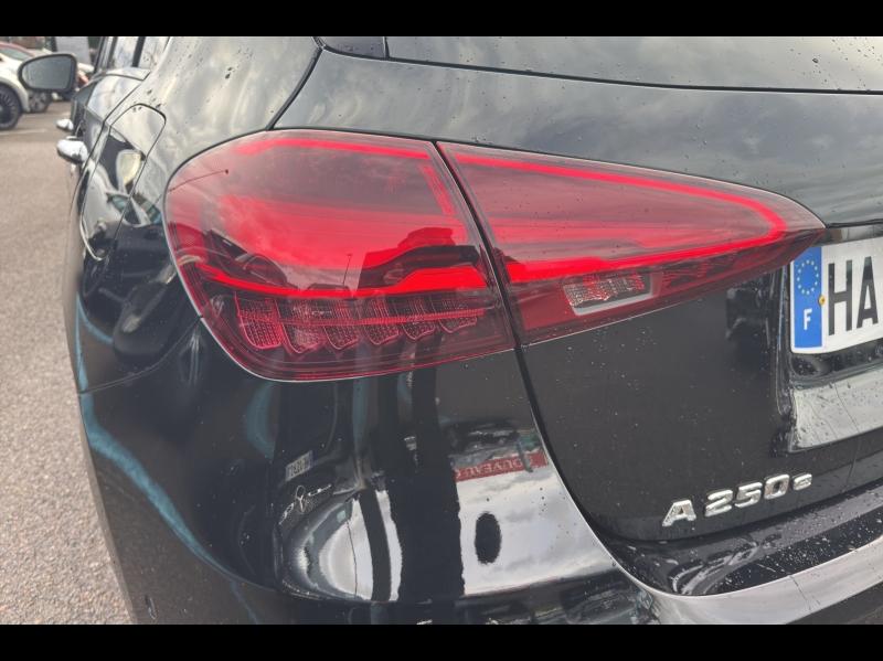 Image MERCEDES-BENZ Classe A 250 e Hybrid EQ 163+109ch AMG Line 8G-DCT