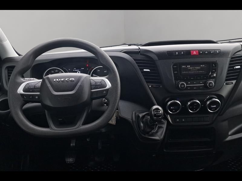 Image IVECO Daily CCb 35C14H D empattement 4100 Tor