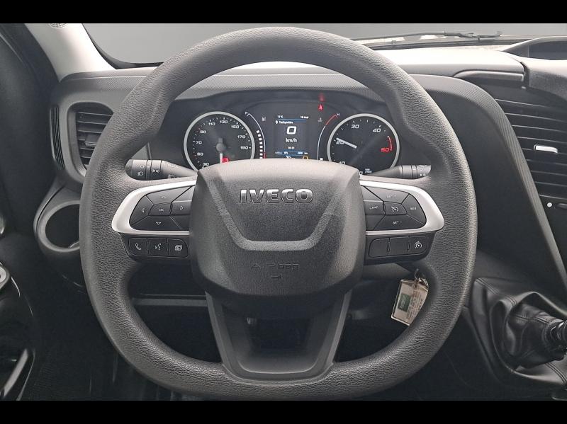 Image IVECO Daily CCb 35C14H D empattement 4100 Tor