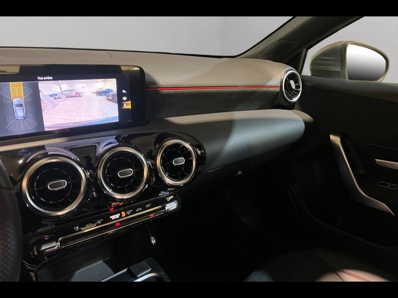 Image MERCEDES-BENZ Classe A 180 136ch AMG Line