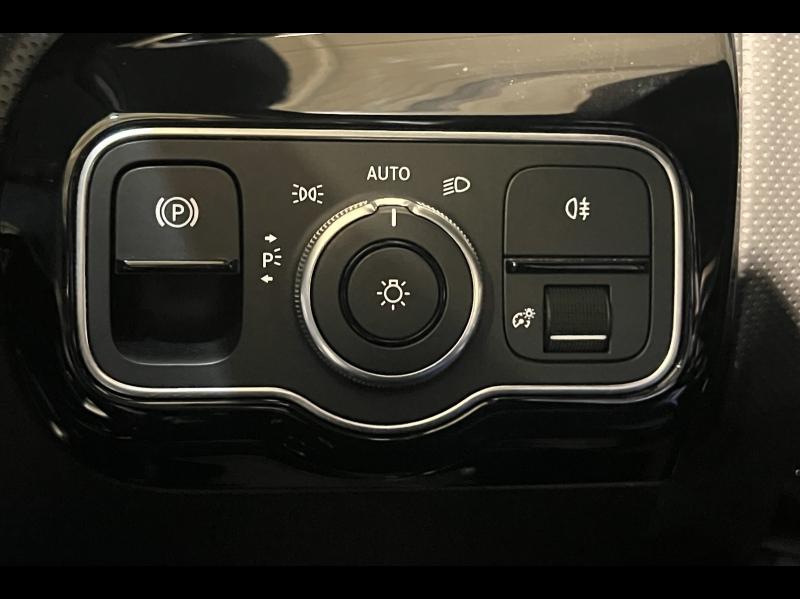 Image MERCEDES-BENZ Classe A 180 136ch AMG Line