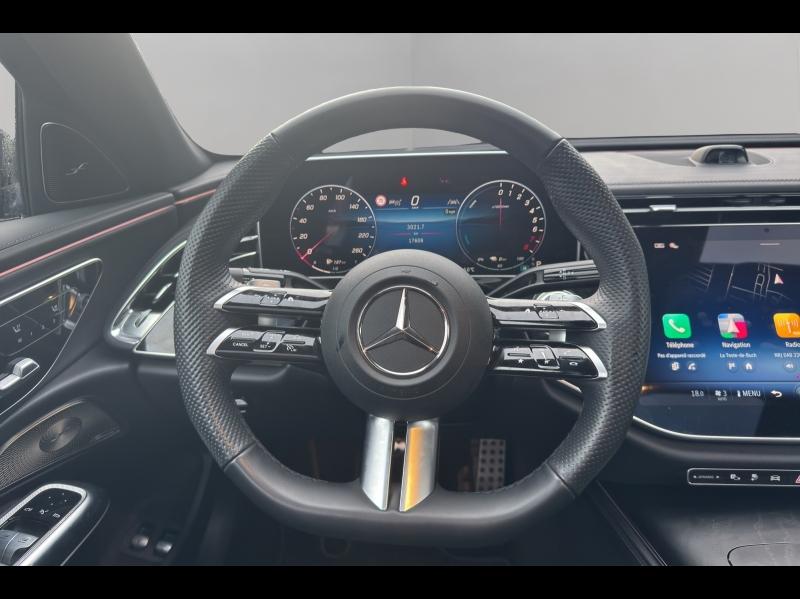 Image MERCEDES-BENZ Classe E 300 e Hybrid EQ 204+129ch AMG Line 9G-Tronic