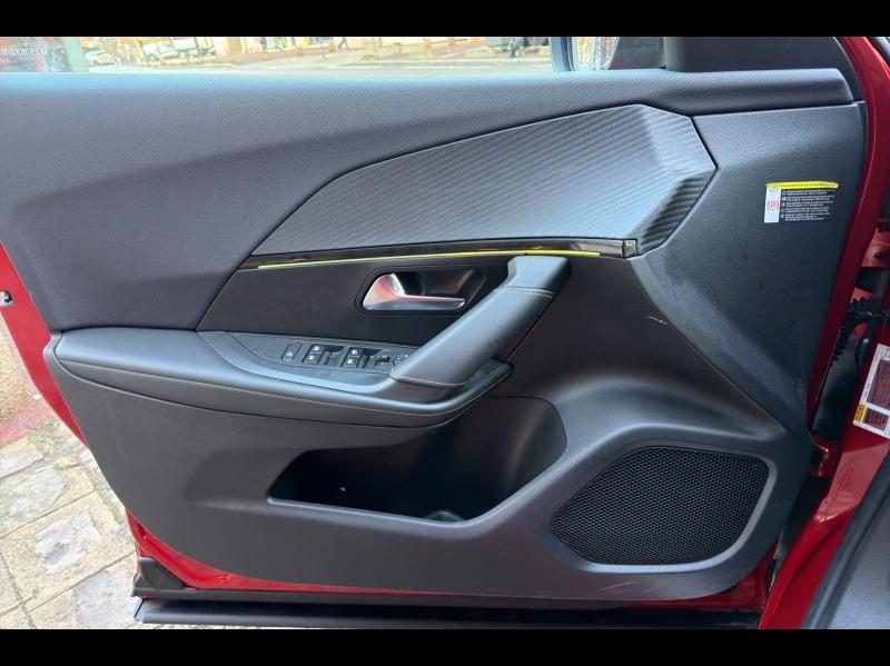 Image PEUGEOT 2008 e-2008 136ch GT