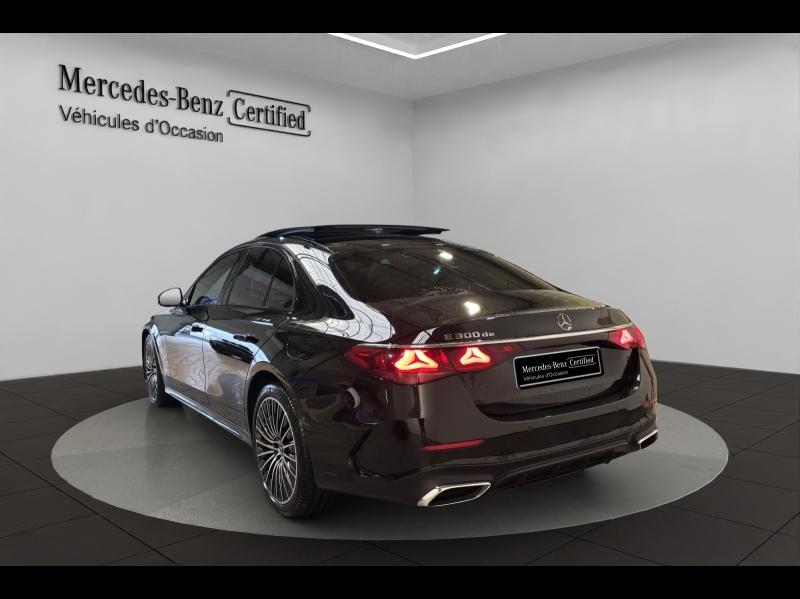 Image MERCEDES-BENZ Classe E 300 d e Hybrid EQ 197+129ch AMG Line 9G-Tronic