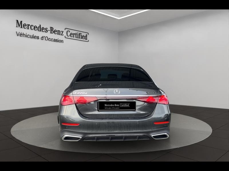 Image MERCEDES-BENZ Classe E 220 d 197+23ch AMG Line 9G-Tronic