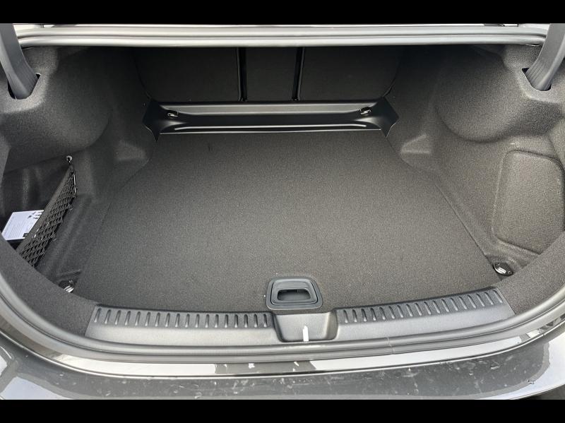 Image MERCEDES-BENZ Classe E 220 d 197+23ch AMG Line 9G-Tronic