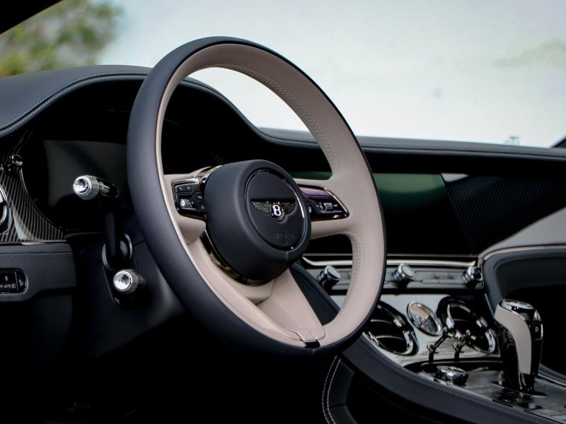 Image BENTLEY CONTINENTAL GT Azure V8 Hybrid 4.0 680ch