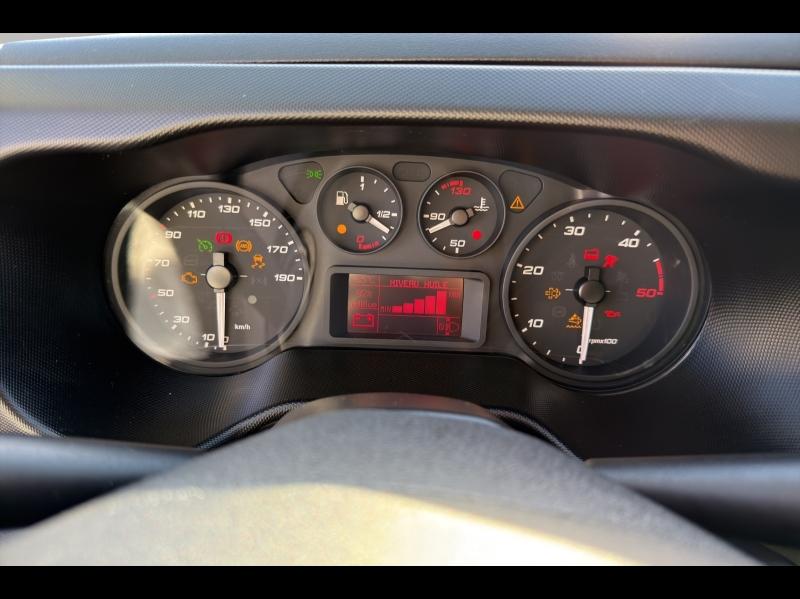 Image IVECO Daily CCb 35-160H / 3.0L / CAISSE & HAYON / 160CH / 2023 / 35C16 /