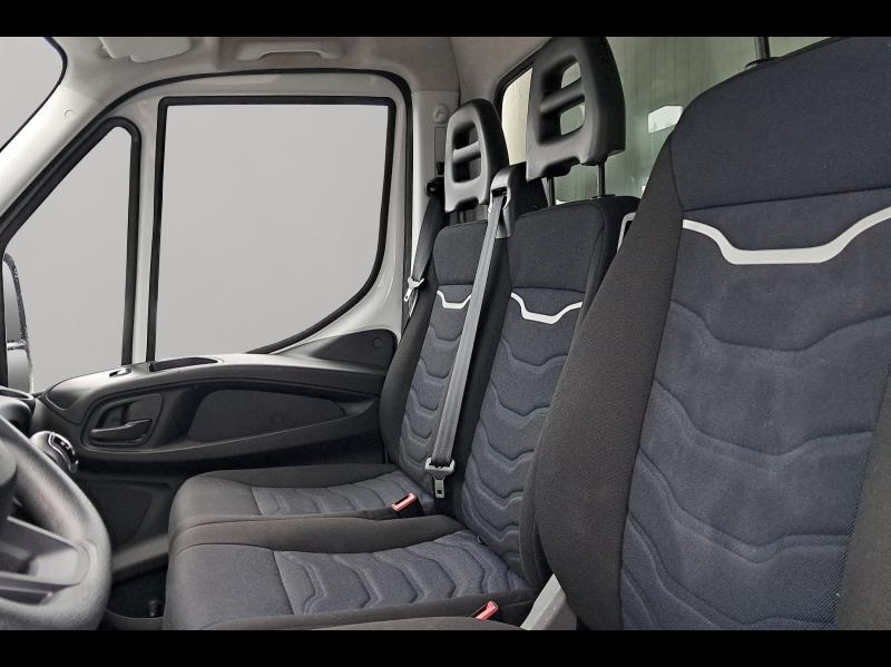 Image IVECO Daily CCb 35C16H3.0 Empattement 4100